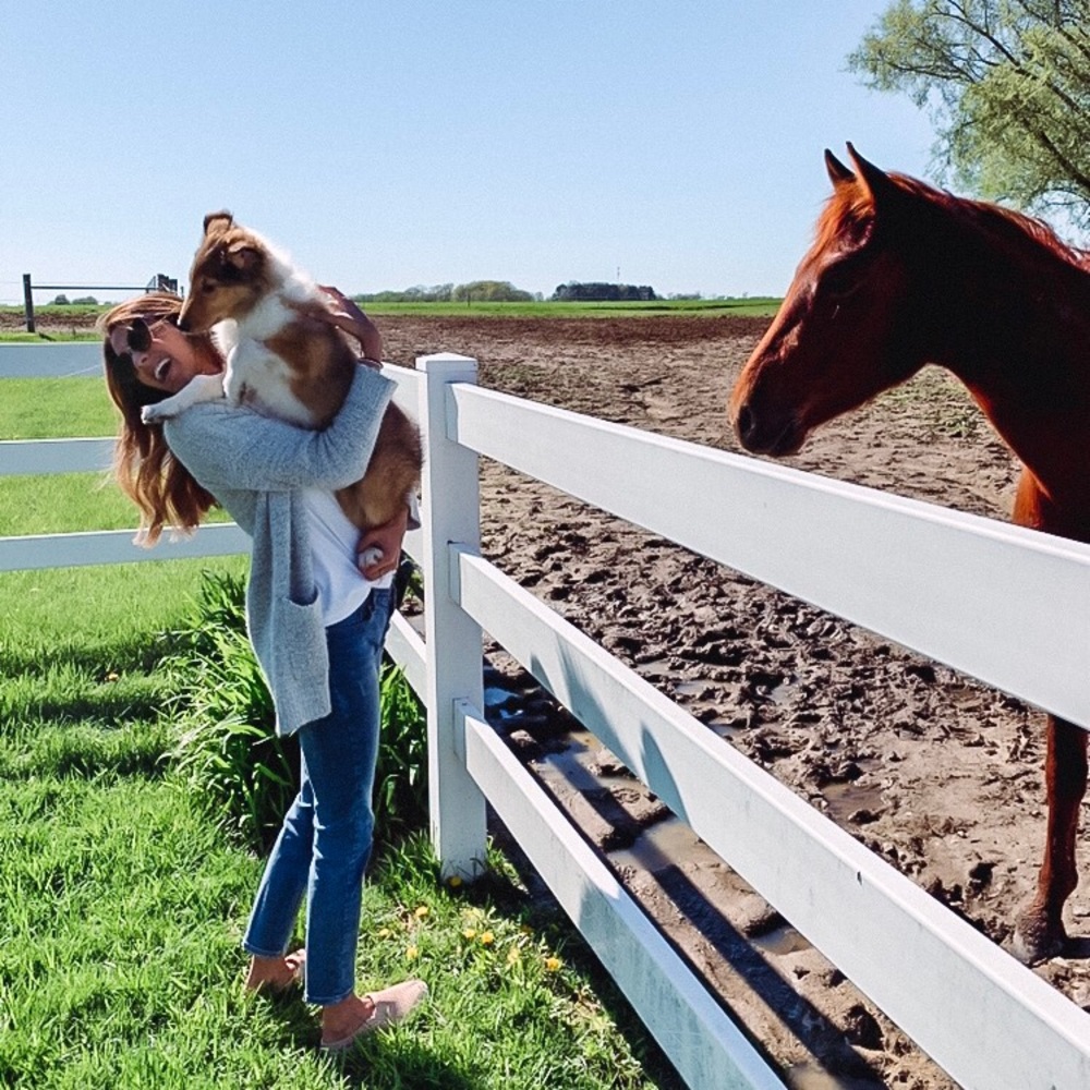 Meet your Posher, Emelie